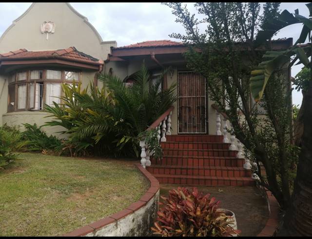 4 BEDROOM HOUSE FOR SALE IN BLUFF